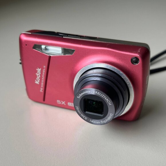 Kodak EasyShare M575 14.0MP 5x Zoom Digital Camera Compact Rare Pink y2k WORKS - Picture 1 of 10